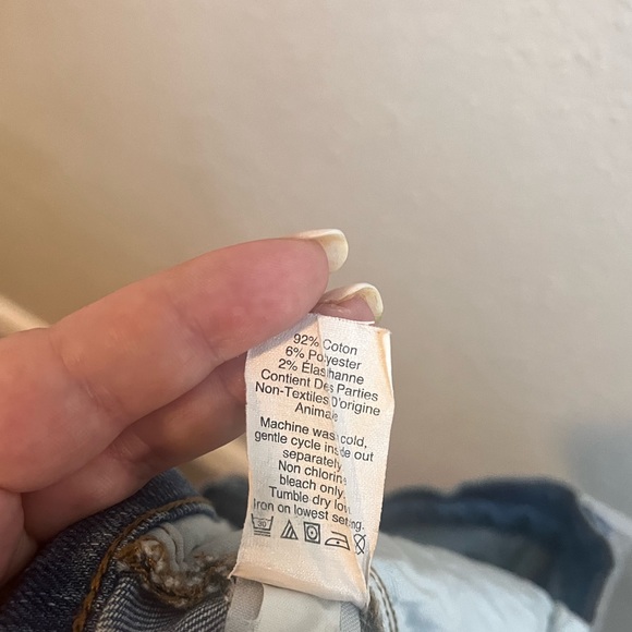 Madewell 9" High-Rise Skinny Jeans in Winifred Wash: Drop-Hem Edition 29 - Picture 11 of 13